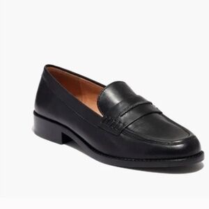 Madewell - The Elinor Loafer in Leather, Black Size 6.5